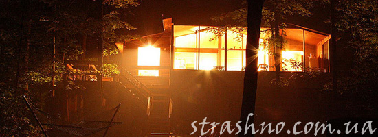 Мистический дом с домовыми Мистический дом с домовыми