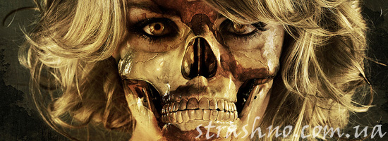 Жуткое полнолуние на кладбище Жуткое полнолуние на кладбище