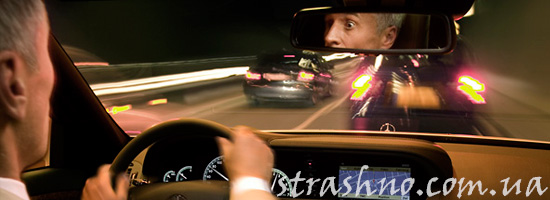 Водитель лихачит