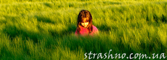 Девочка в деревне