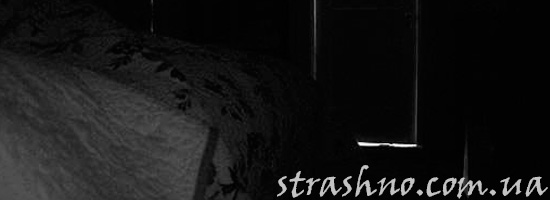 Мистическое существо в темноте