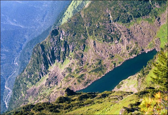 мёртвое озеро в Казахстане