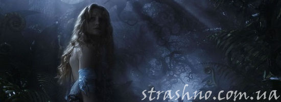 девушка в лесу