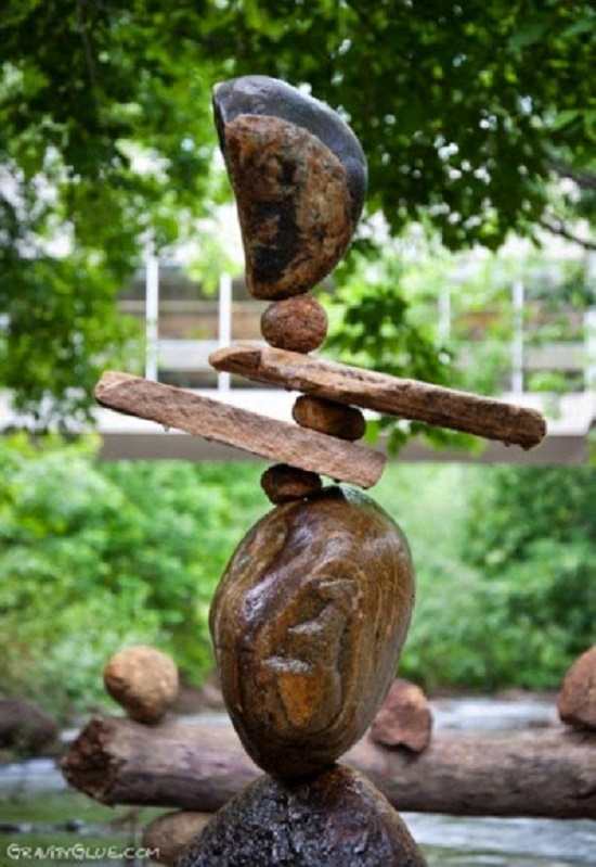 балансирующие камни