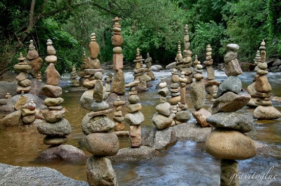 балансирующие камни