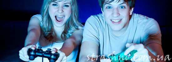 Играть вместе с девушкой