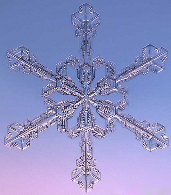 красивая снежинка