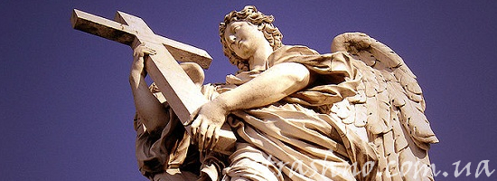 Статуя белого ангела