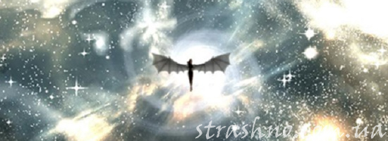 парящий демон в небе