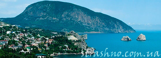 Гора и море возле Гурзуфа