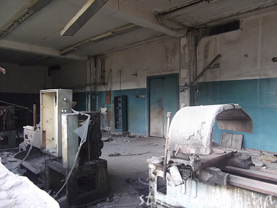 Вид через окно