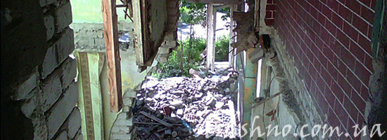 25 фотографий заброшенных заводов и зданий