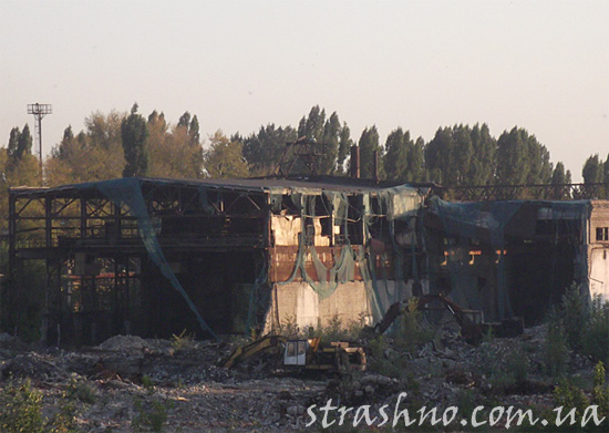 Проржавевшие стены