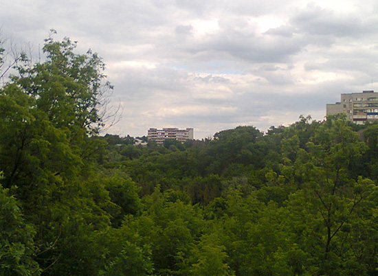 Здание без окон