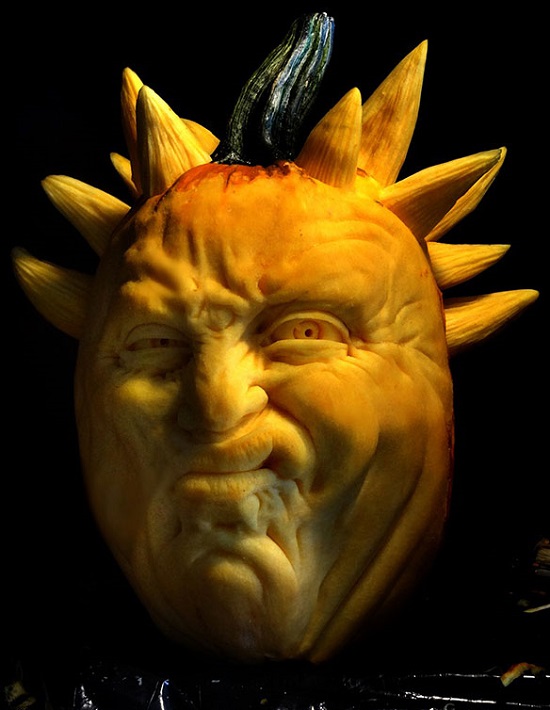 рожа из тыквы на Хэллоуин