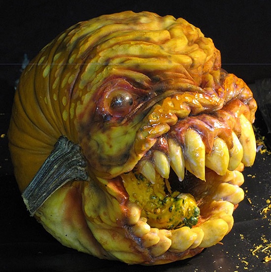 рожа из тыквы на Хэллоуин