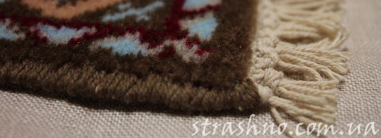 бахрома на ковре