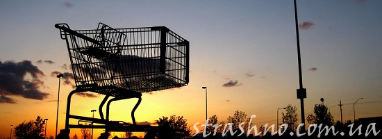 парковка супермаркет закат