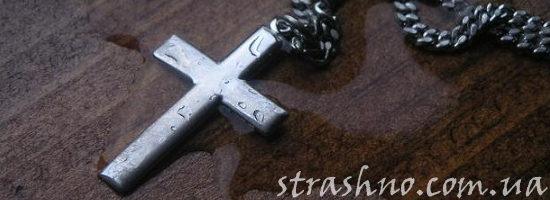 крестик на цепочке