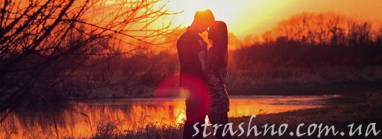 влюбленные закат