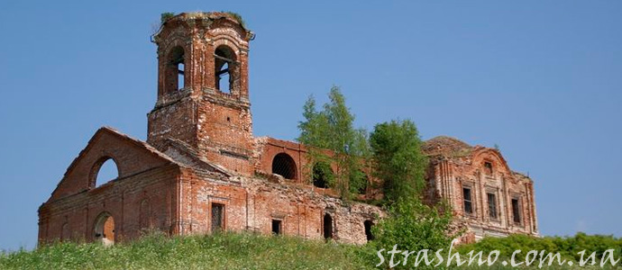 мистика в заброшенной церкви
