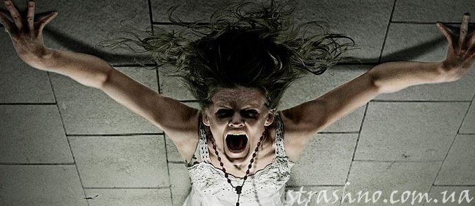 подселение джина в тело девушки