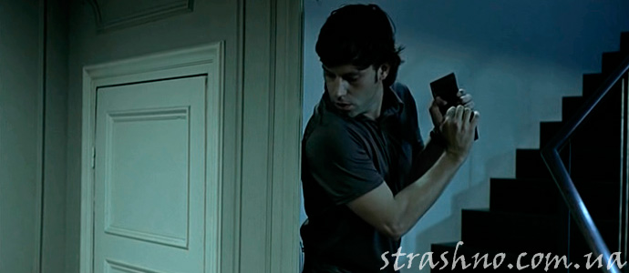 кадр из сюжета фильма