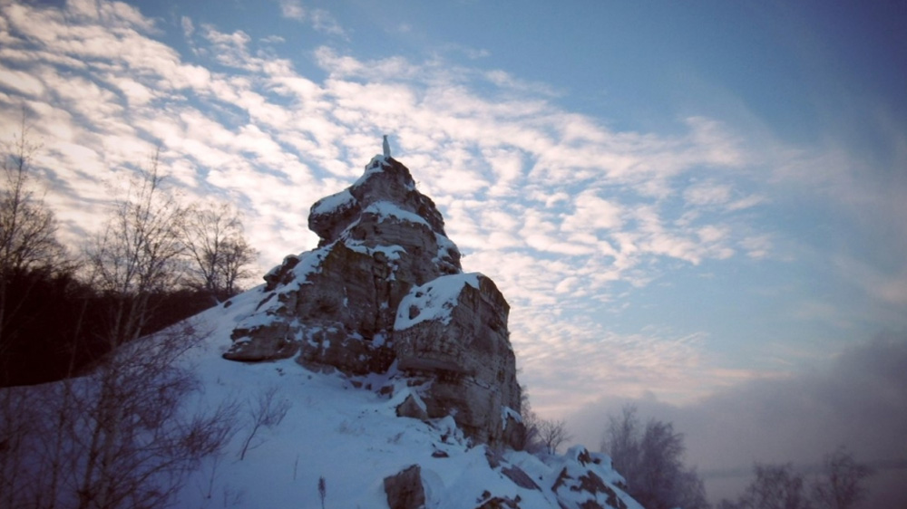 горы и снег