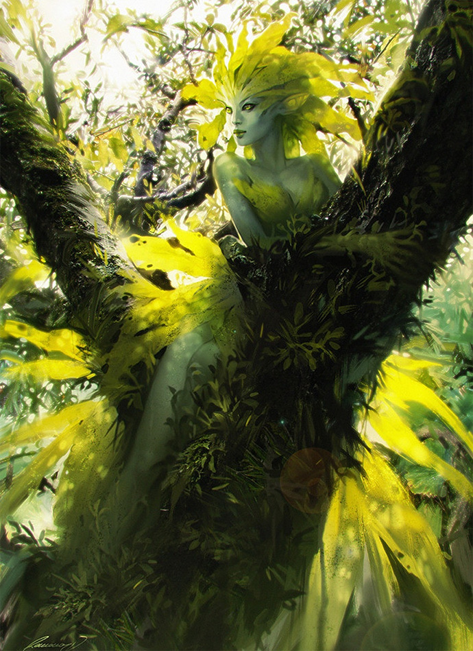 Дриада в лесу