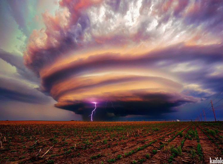 яркое и страшное облако