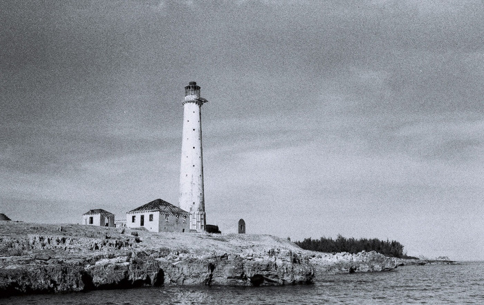 маяк в Бермудском треугольнике