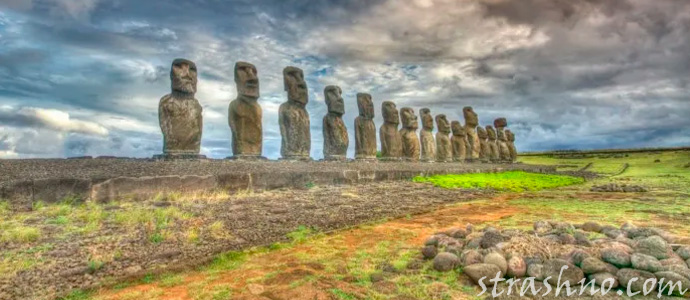 статуи на острове Пасхи