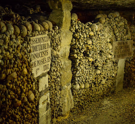 захоронения в городских катакомбах