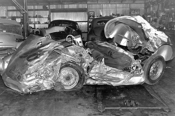 автомобиль после аварии