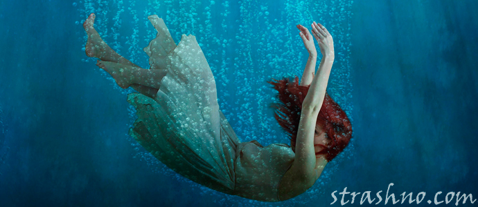 девушка тонет во сне